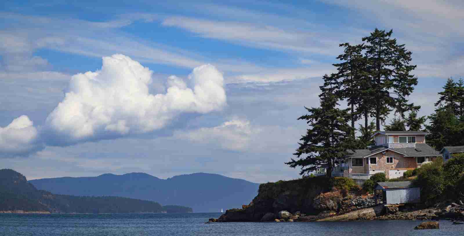 A home on a shore of Anacortes, Washington